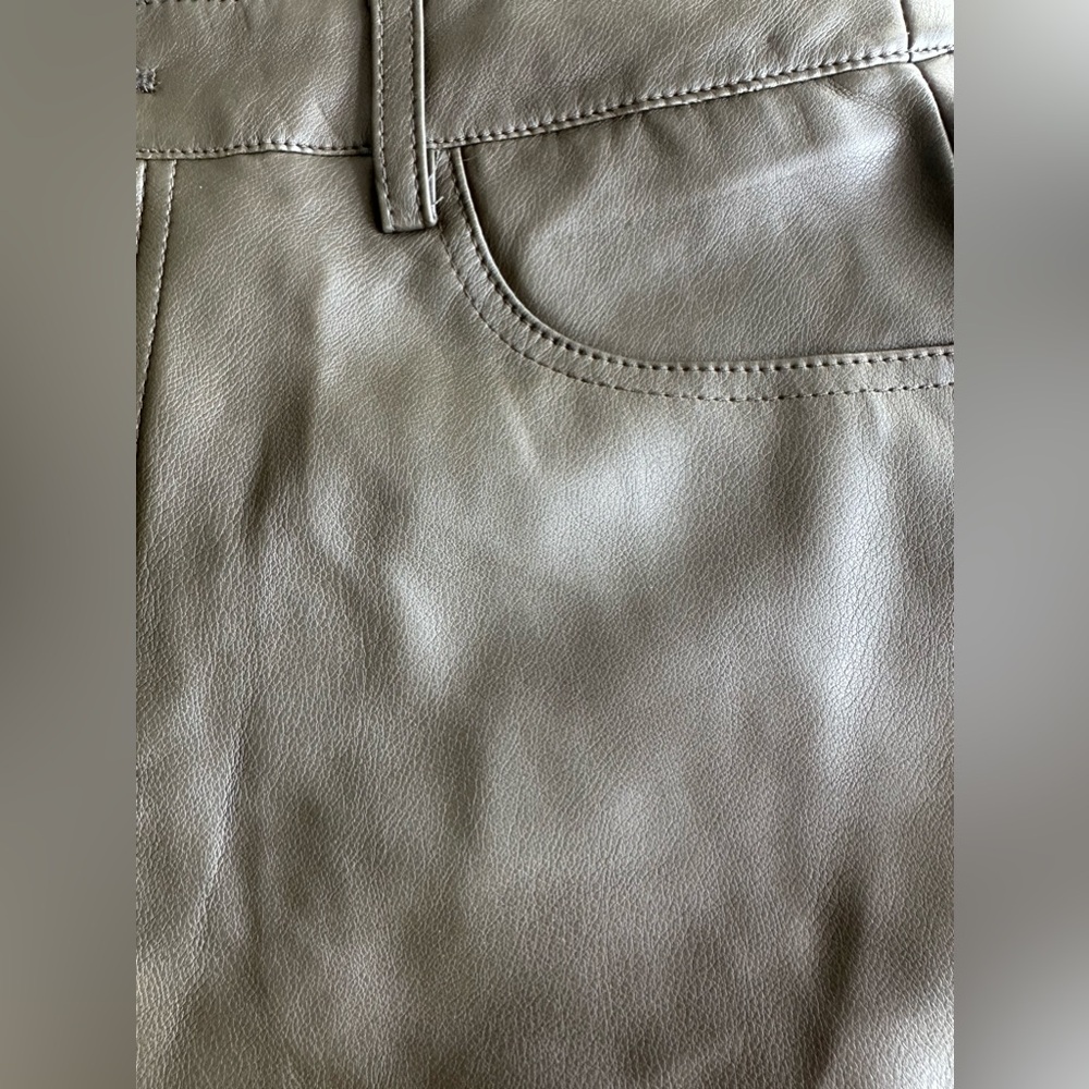 Marc New York Jeans Women's Faux Leather mini skirt dark Green Size 6 - Picture 3 of 10